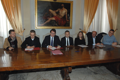 La firma del Patto Mercato Albinelli 181115