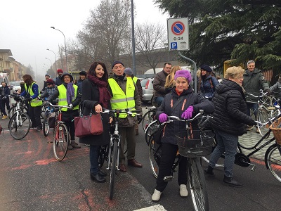 Piacenza, una strada per lei: ieri pedalata alla scoperta della toponomastica al femminile Piacenza, una strada per lei