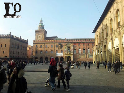 piazza Maggiore Bologna