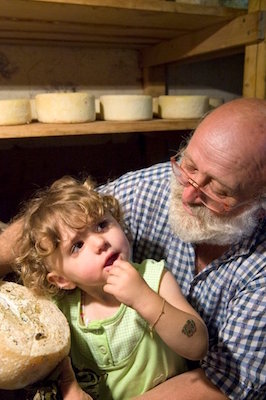 Premio Marietta ad Honorem 2016, Renato Brancaleoni e Lisa Casali Domenico - Bressan - Renato e sua nipote 5 - Nr.05