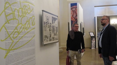 L’assessore regionale Mezzetti in visita alla “Biennale del disegno” visita di Mezzetti