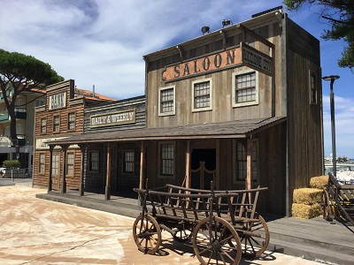 Riccione City Street Western