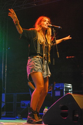 Mau Mau e Itchy Teeth insieme al Puedes Summer Night Ambramarie al Puedes