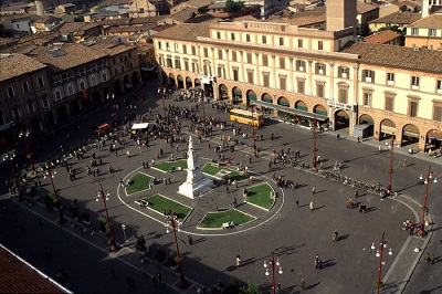 forlì - piazza saffi