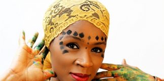 Domani Carmen Souza a Savignano sul Rubicone in concerto per festival Crossroads Carmen Souza (11)