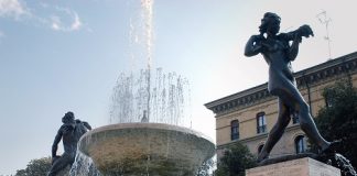 Giuseppe Graziosi fontana dei due fiumi Largo Garibaldi