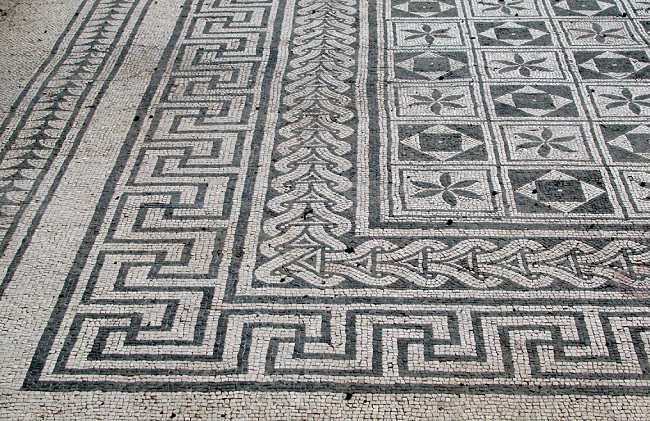 mosaici-villa-romana