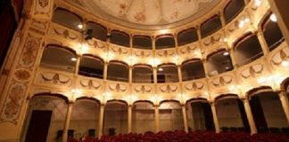 Piacenza: Festival “L’altra scena”, “HAMLET TRAVESTIE” Punta Corsara – Teatro Filodrammatici 16 ottobre Festival L'altra scena