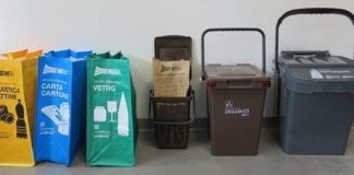 Raccolta differenziata in zona Fiorita e Centro Urbano: ultimi giorni per il ritiro dei kit per il nuovo sistema di raccolta differenziata kit per raccolta differenziata