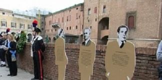 Le iniziative per commemorare gli anniversari degli Eccidi del Castello del 1943 e del Doro del 1944 muretto