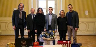 Donazione pacchi dono alla Mensa di Padre Lino pacchinatale