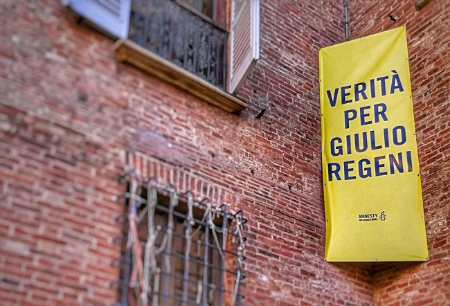 Striscione Verità per Giulio Regeni - Palazzo Paleotti