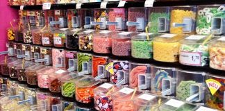 Arriva la Befana al Centro Montefiore di Cesena con calze piene di dolciumi candy