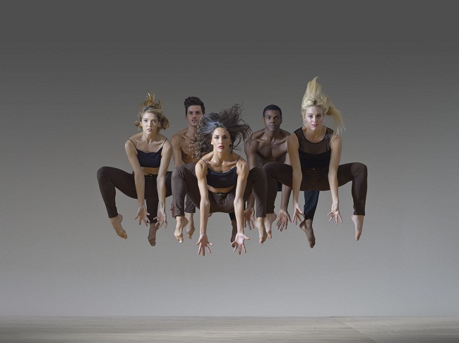 Parsons Dance ph Lois Greenfield