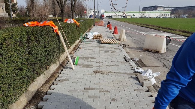 lavori-in-via-larga