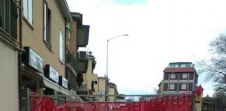 Via Vignolese, cede la volta della fogna a ‘La Punta’ Larea dellavvallamento transennata