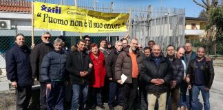 Carceri, Comunità Giovanni XXIII in preghiera per la riforma carcere-rimini-manifestazione_preview