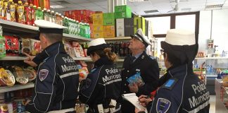 Prodotti mal conservati e con etichette irregolari, un altro sequestro alimentare della Polizia Municipale in via Ferrarese img3963-copia
