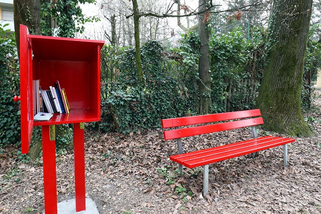 panchine rosse 1