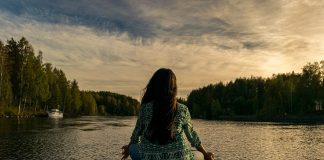Mercoledì 28 marzo: Hatha Yoga sul lungofiume a Ferrara yoga-2