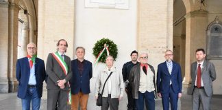 Deposizione corone d’alloro in vista della commemorazione del 25 aprile Parma