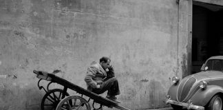 “AZ – Arturo Zavattini Fotografo. Viaggi e cinema, 1950-1960” a Parma mostra fotografica