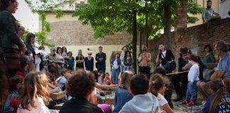 Santarcangelo di Romagna: arte, natura, teatro e Flash Mob per il Festival “Filo per filo Segno per segno” passeggiata_creativa