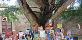 Sotto ‘l’Albero delle storie’ letture estive per far volare l’immaginazione dei più piccoli ferrara