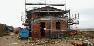 La Polizia municipale di Rimini sequestra un cantiere abusivo a Covignano. I numeri dei controlli