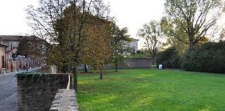 Archeologia urbana nei giardini del liceo Ariosto