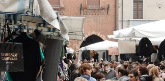 “Gli Ambulanti di Forte dei Marmi®” a Sant’Ilario d’Enza a Pasquetta lunedì 22 aprile