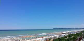 EA7 Emporio Armani Sportour: a Riccione la terza tappa della summer edition