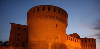 Alla Rocca di Dozza vino & arte per una fresca estate