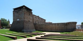 Castel Sismondo: dopo la Corte a mare si conclude l’intervento di riqualificazione dell’area attorno a Castel Sismondo nell’ambito del progetto Museo Fellini