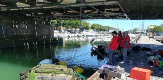 Recuperati 2 relitti di imbarcazioni affondate nel porto canale di Rimini