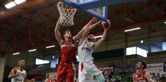 La Grissin Bon batte Pesaro e si aggiudica il 1^ Trofeo Dukes Basket di Sansepolcro
