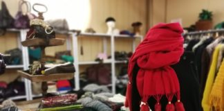 Bologna, shopping solidale per aiutare bambini fragili