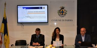 Parma, i sacchi gialli del Centro Storico aggiungeranno il codice a barre