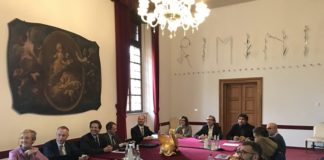 lncontro in Municipio tra il sindaco di Rimini Andrea Gnassi e i rappresentanti di Airiminum e di Enac