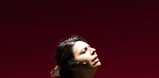 Geppi Cucciari in “Perfetta” il 16 gennaio al Teatro Masini di Faenza