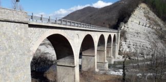 Vetto, da martedì chiuso il ponte del Pomello