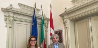 Il saluto del sindaco Patrizia Barbieri a Mauro Molinaroli, in pensione dal 1° giugno