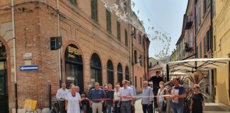 “Un cielo di rondini” per rivitalizzare le strade dello shopping
