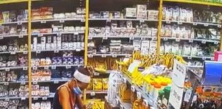 Polizia locale: denunciati per furto di alcolici i due giovani identificati dalla Squadra giudiziaria riminese mentre erano all’opera