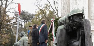 Per il 4 novembre alzabandiera e corone ai caduti
