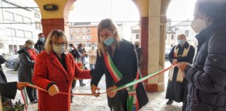 Russi, taglio del nastro per gli appartamenti protetti di piazza Farini