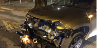 Manca la precedenza e provoca uno scontro: scappa il conducente dell’altro automezzo