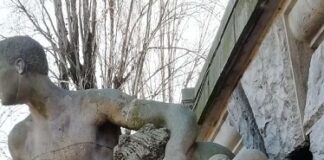 ‘Chirurgia plastica’ in programma per la statua raffigurante ‘Il Po e i suoi affluenti’ in piazza XXIV Maggio