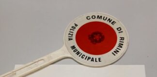 Polizia Locale di Rimini: da un normale controllo stradale scoperta festa abusiva a base di droga e alcol