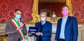 Il Sindaco Virginio Merola ha conferito la Turrita d’argento a Giovanni Pelagalli